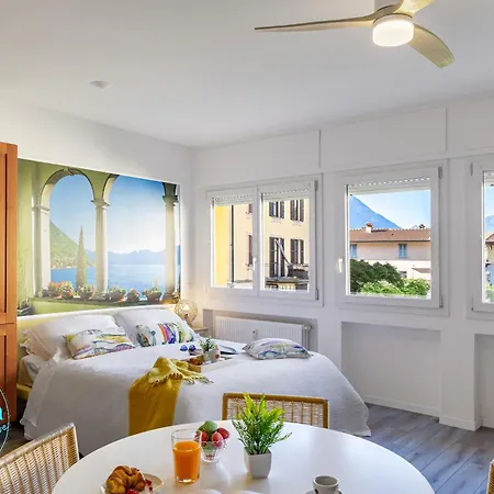 2 Guest house *